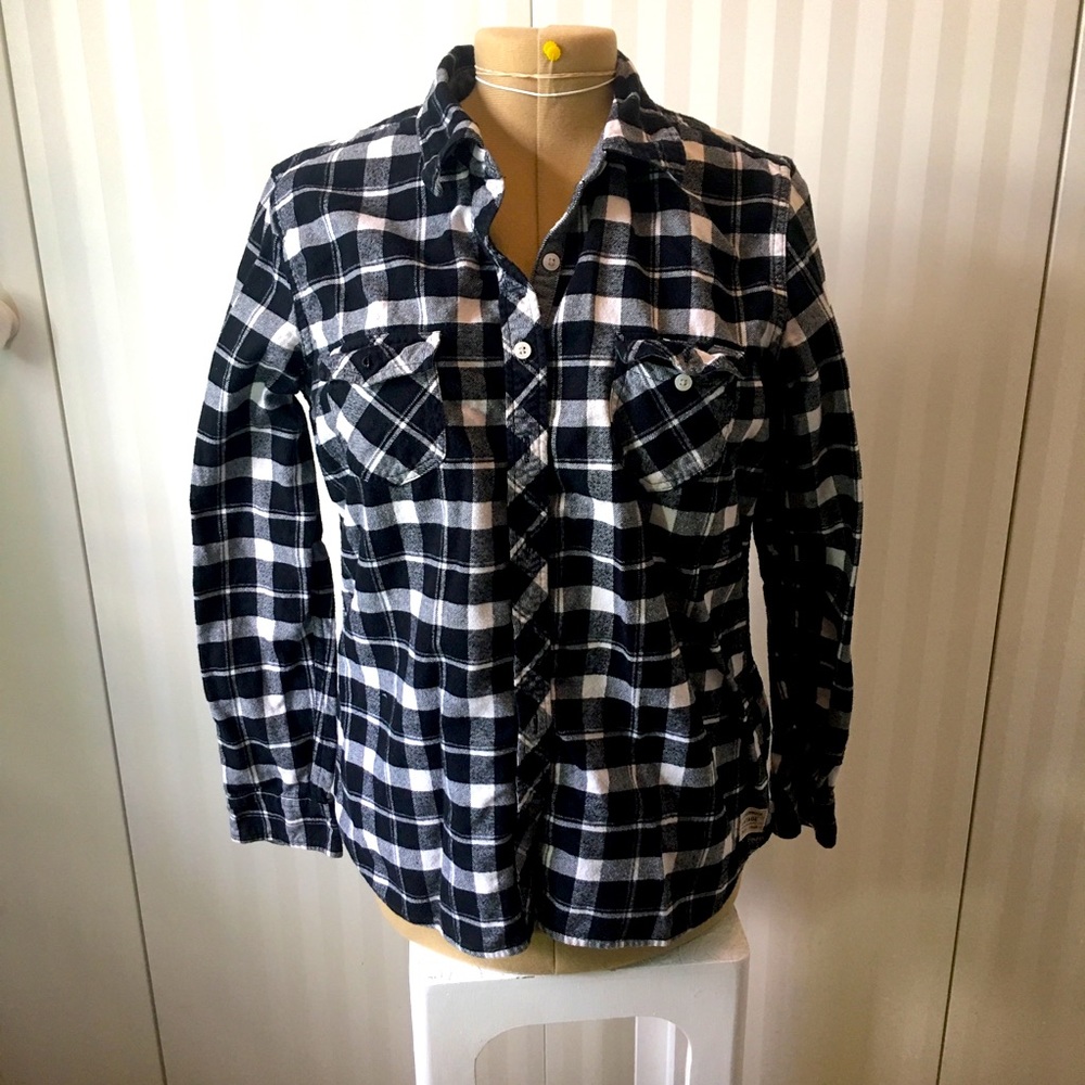 Weatherproof black and white checked flannel button down Size L